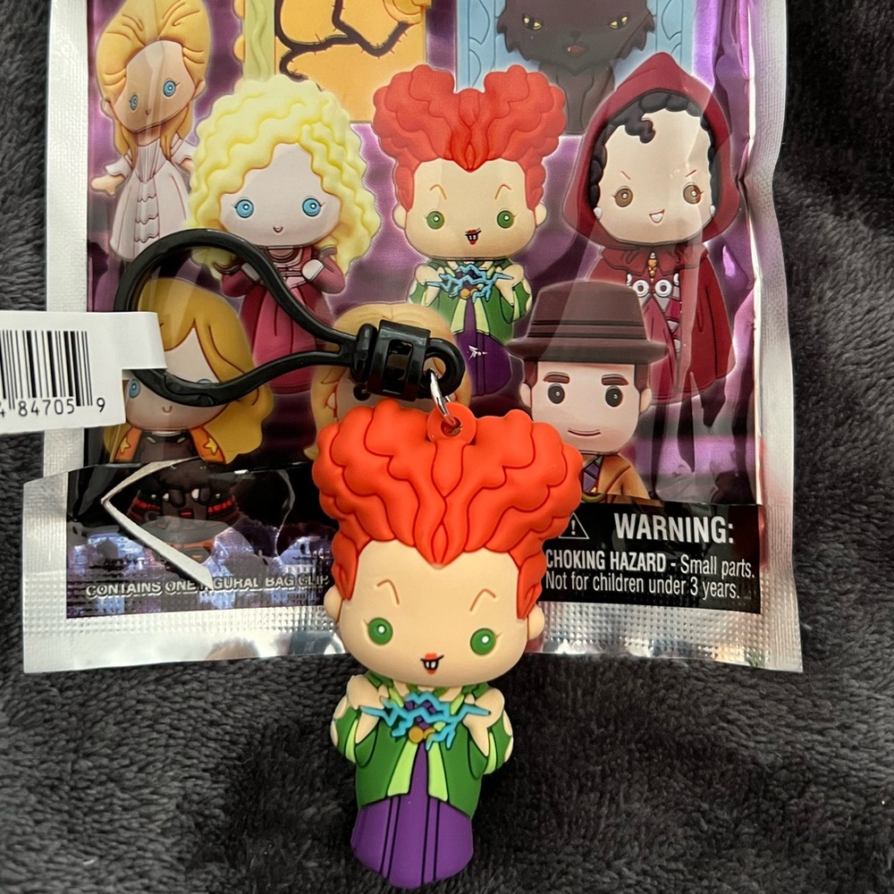 Hocus Pocus Winifred Blind Bag keychain